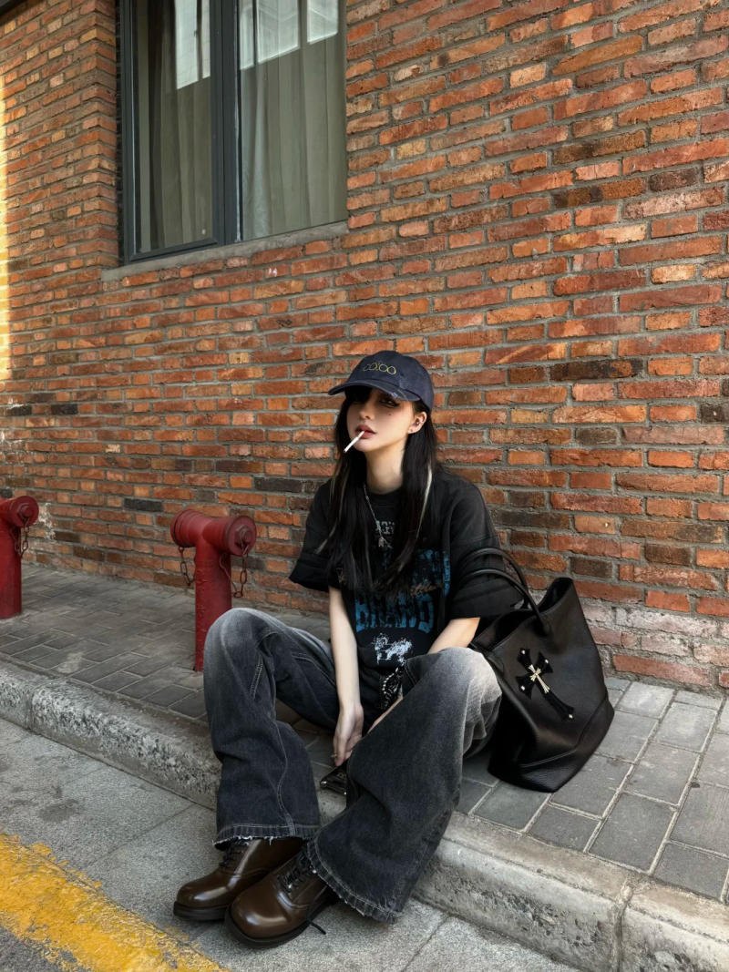 phối đồ bụi bặm cho nữ