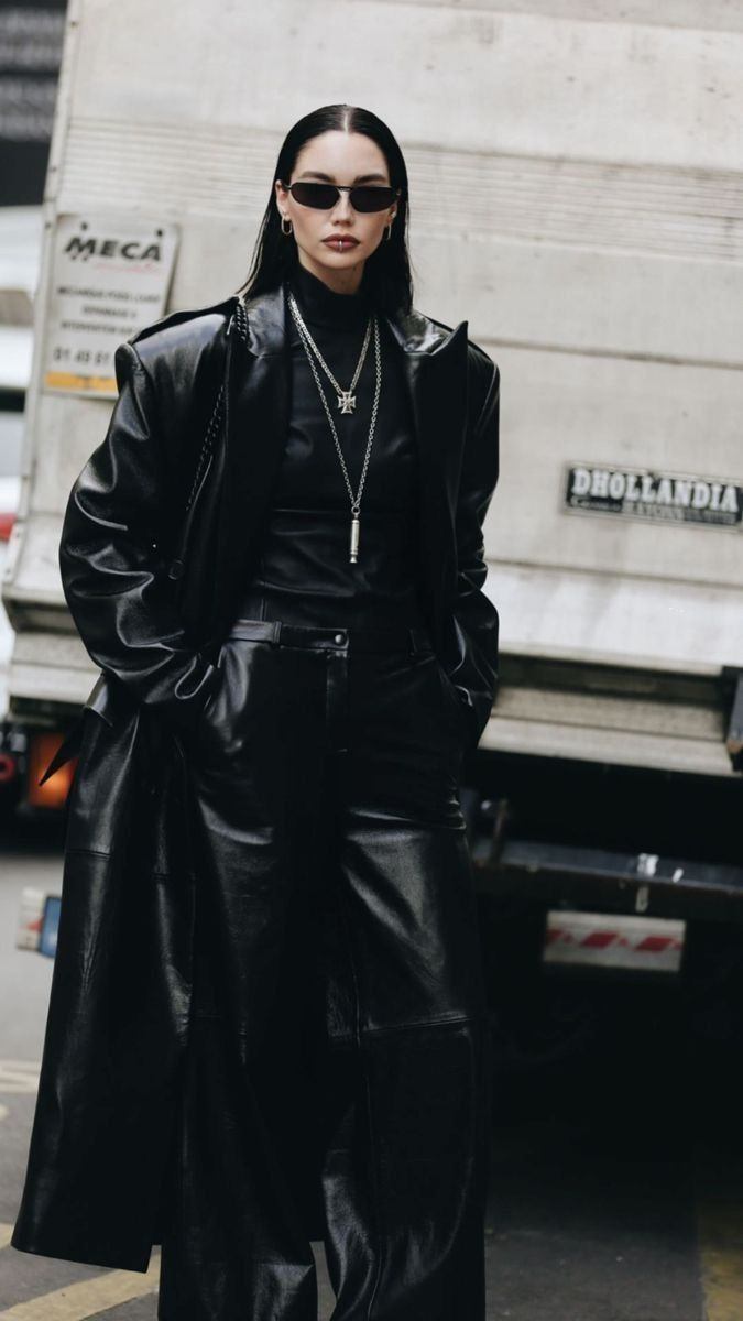 Tuyên Ngôn Của Bóng Đêm