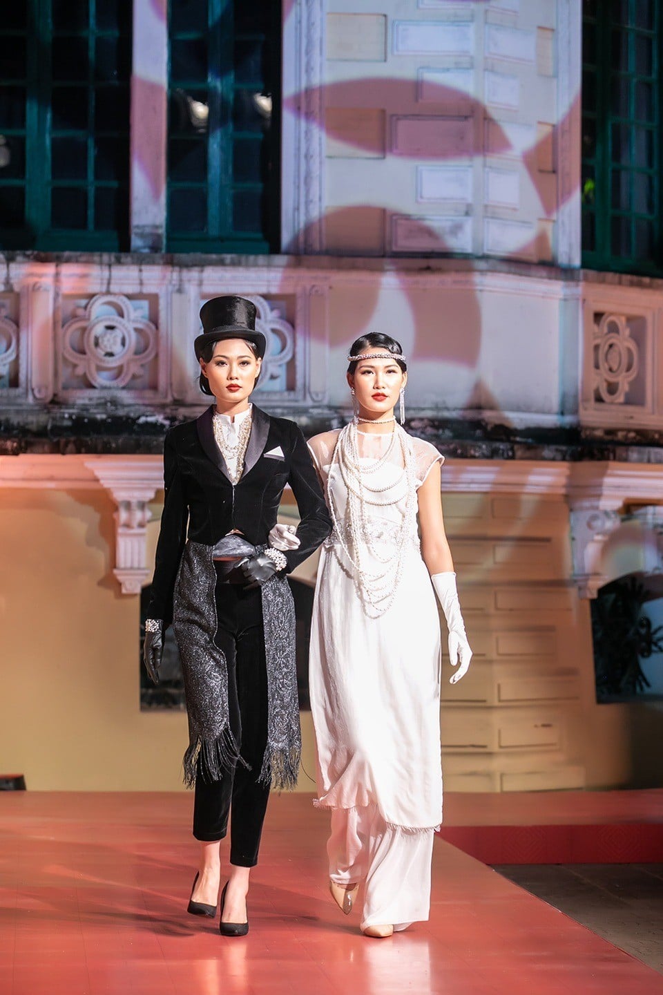 Cảm hứng Gatsby trên các sàn diễn thời trang hiện đại