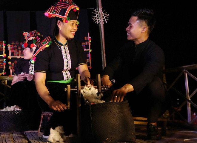 trang phục dân tộc thái