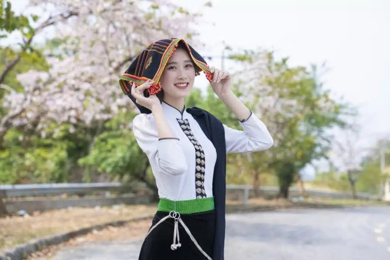 trang phục dân tộc thái