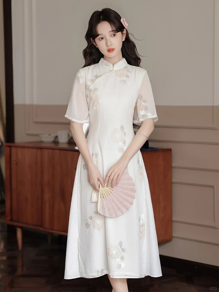 Sườn xám dáng chữ A