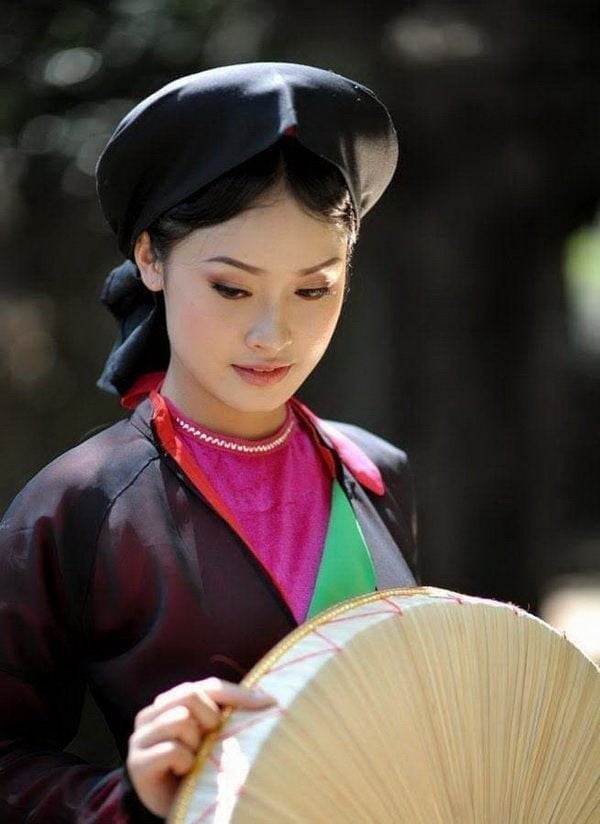 Áo tứ thân khăn mỏ quạ: Sự kết hợp kinh điển trong trang phục truyền thống