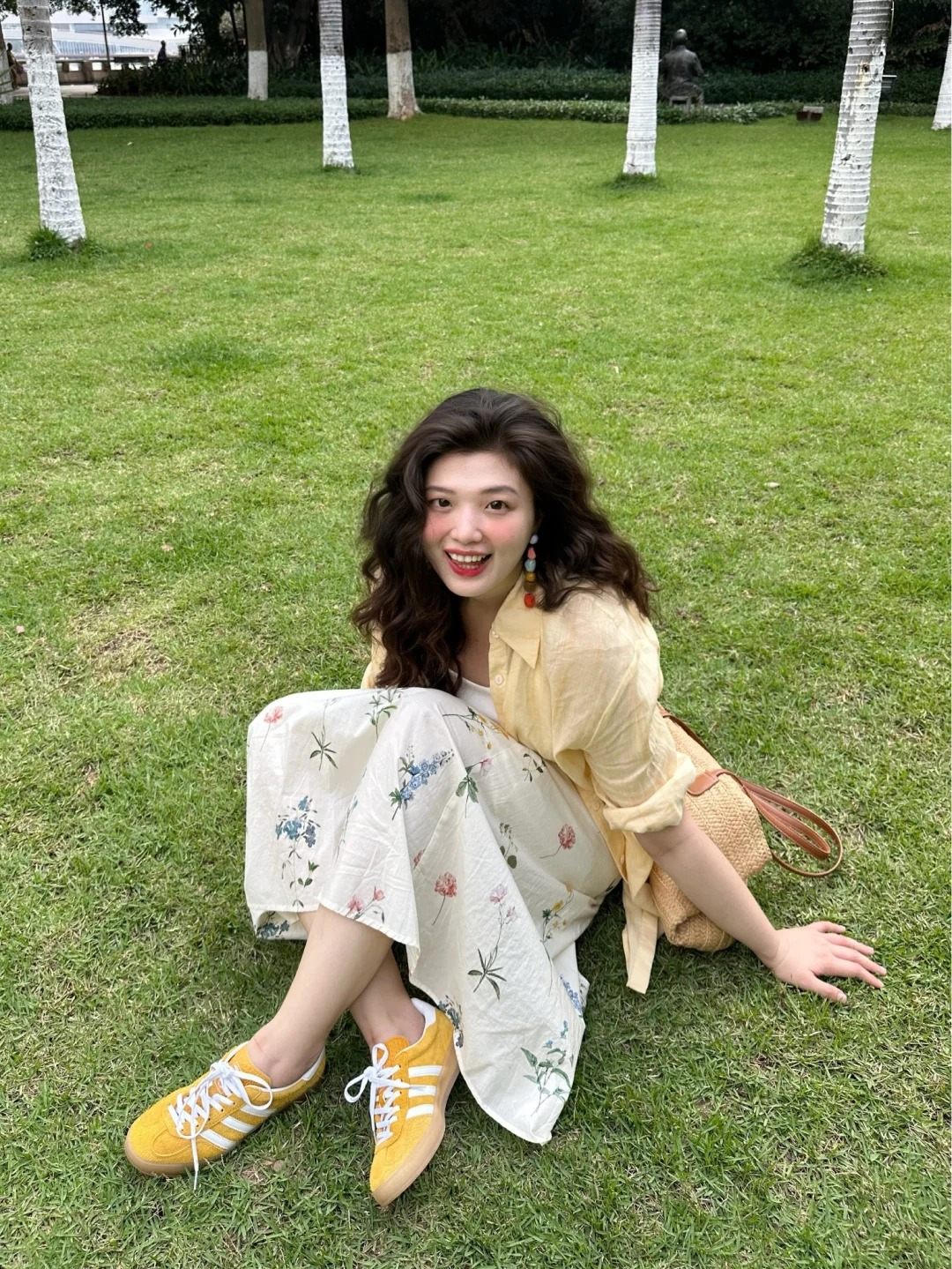 Thanh lịch, sang trọng và giấu bụng