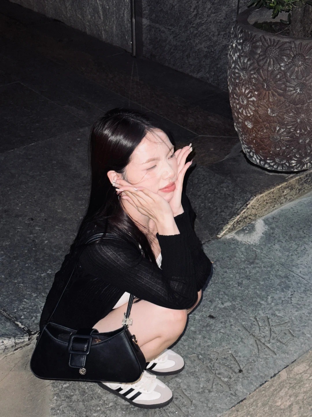 tạo dáng chụp ảnh vớiđèn slash