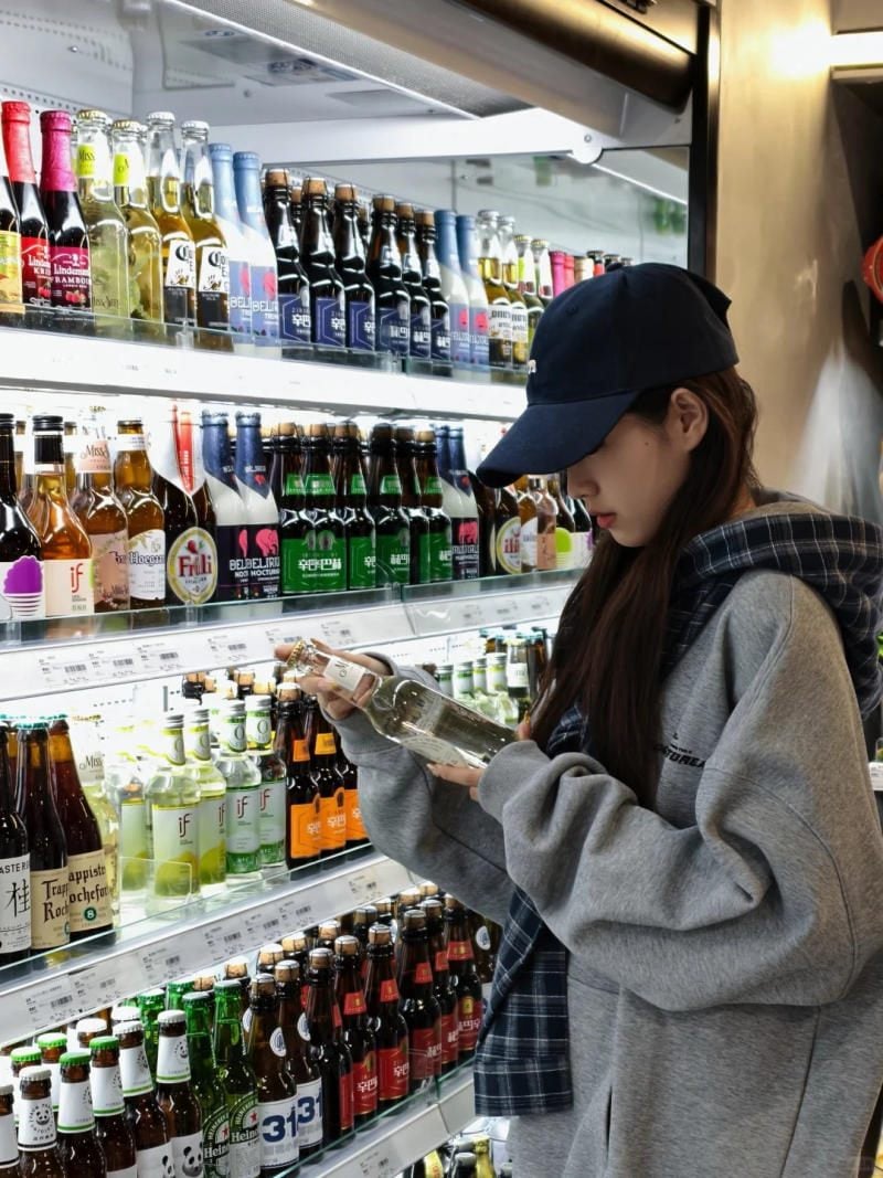 25. Soi kỹ thành phần sản phẩm