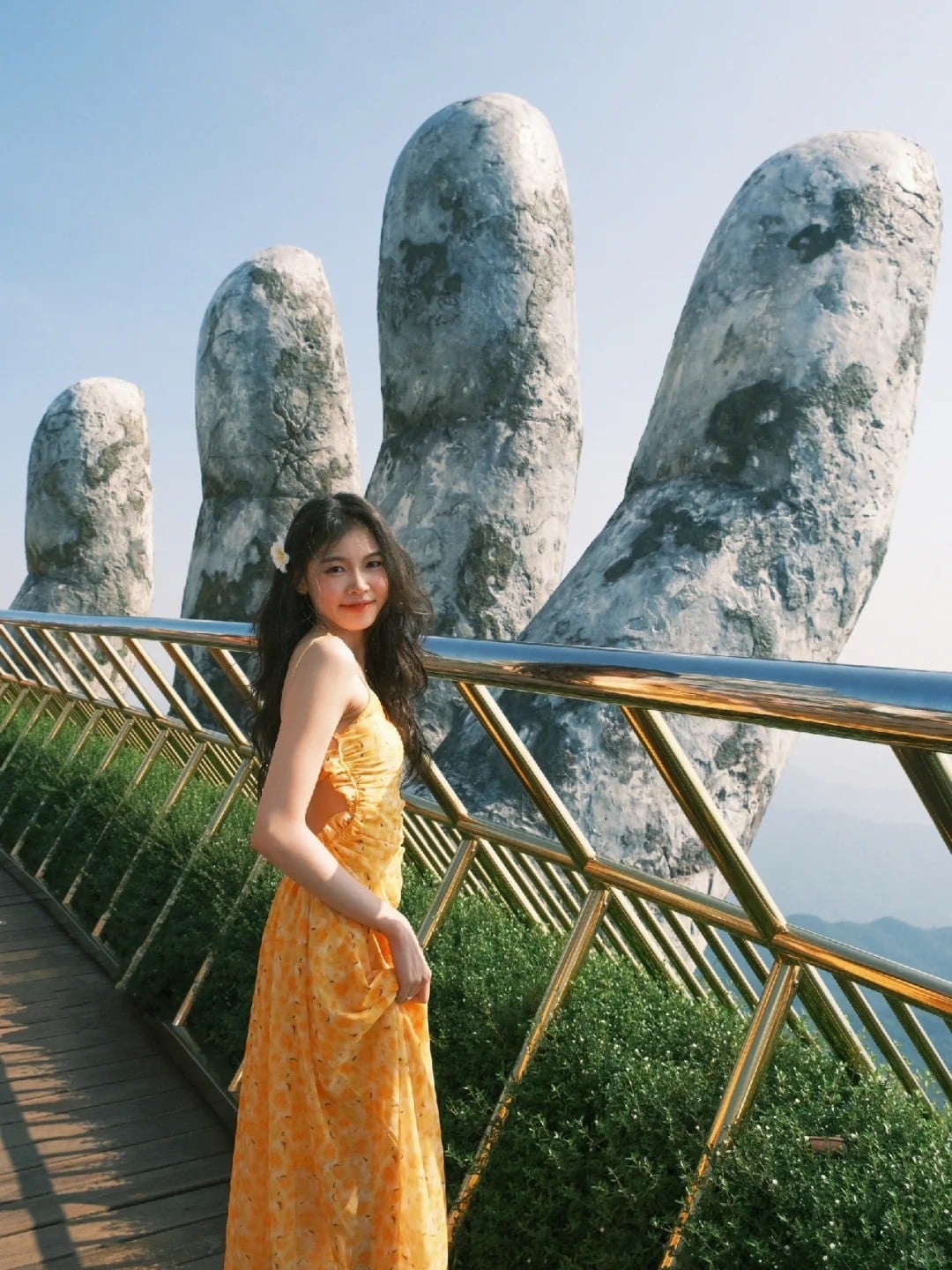 cách tạo dáng chụp ảnh trên cầu