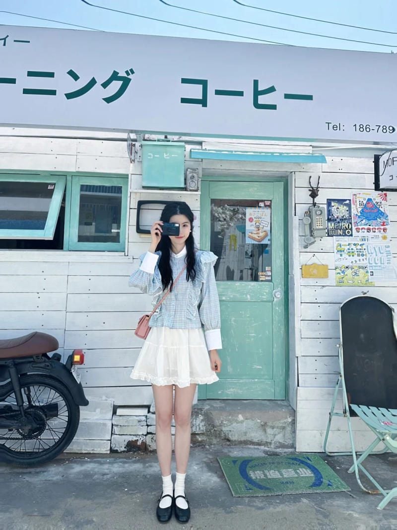 Che một mắt tạo nét đáng yêu