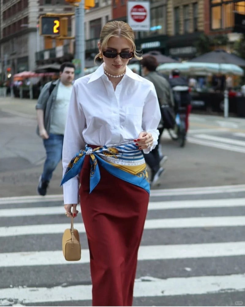 cách thắt khăn với ao sơ mi