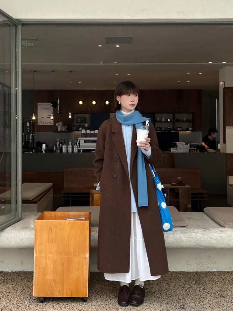 cách thắt khăn với ao sơ mi