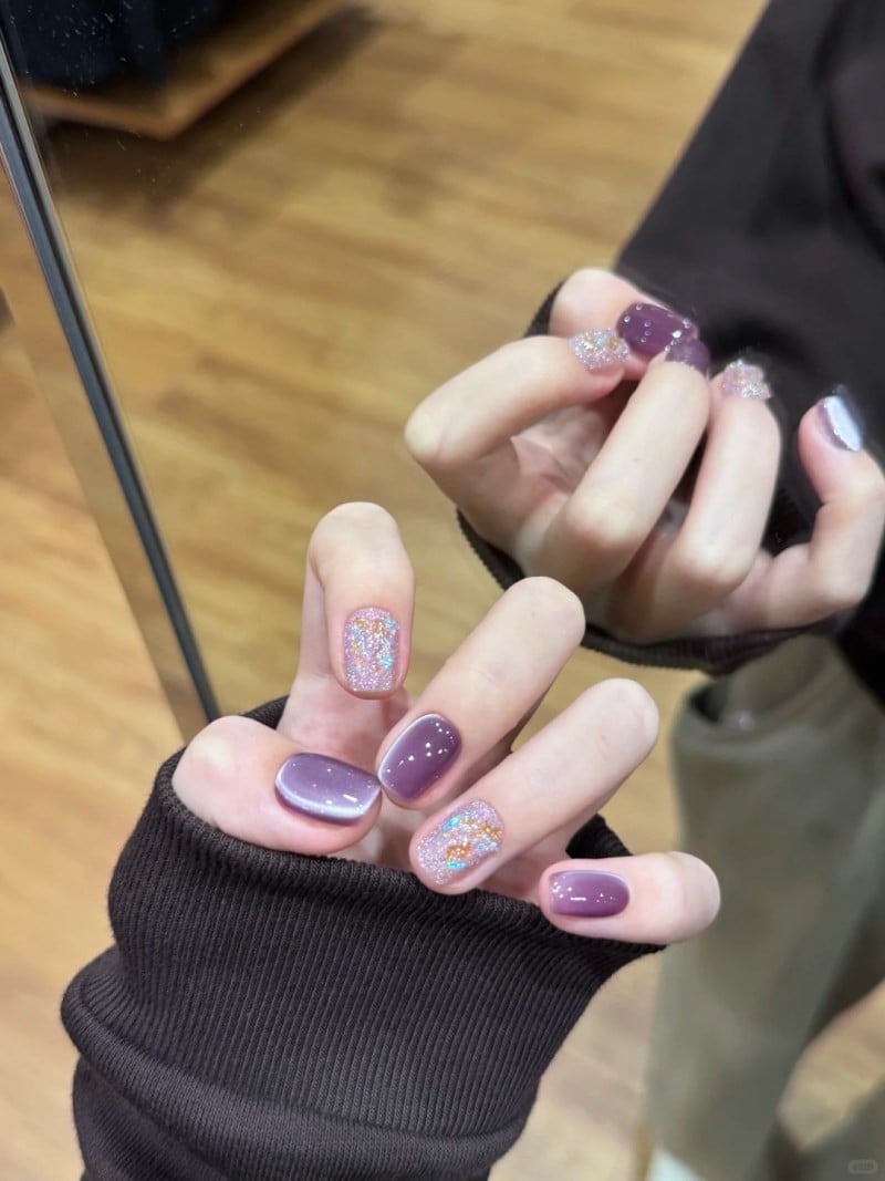 mệnh thổ sơn móng tay màu gì