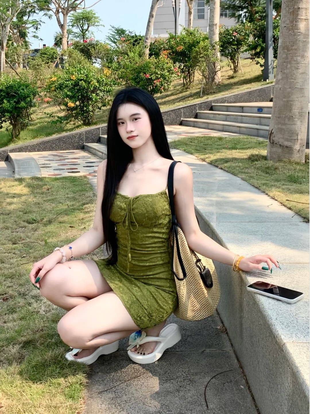 váy xanh bơ