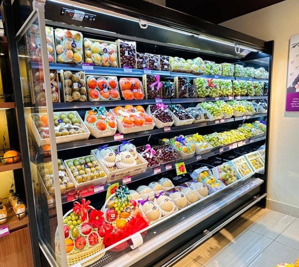 Lợi ích của những trái Cherry Mỹ đối với sức khỏe Cherry Mỹ trên tủ trưng bày của Klever Fruit