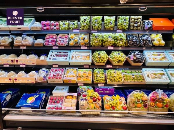 Vì sao Nho Xanh Autumn Crisp được coi là "vua" của các loại nho Úc? Nho Xanh Autumn Crisp Úc Trên Kệ Hàng Của Klever Fruit