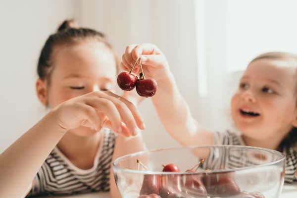 Lợi ích của những trái Cherry Mỹ đối với sức khỏe Cherry giúp tăng cường trí nhớ cho trẻ nhỏ