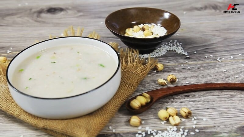 Cháo hạt sen dưỡng tâm