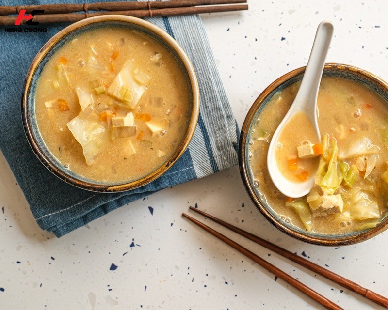 Súp Miso được lên men từ đậu nành tự nhiên chứa hàng triệu lợi khuẩn