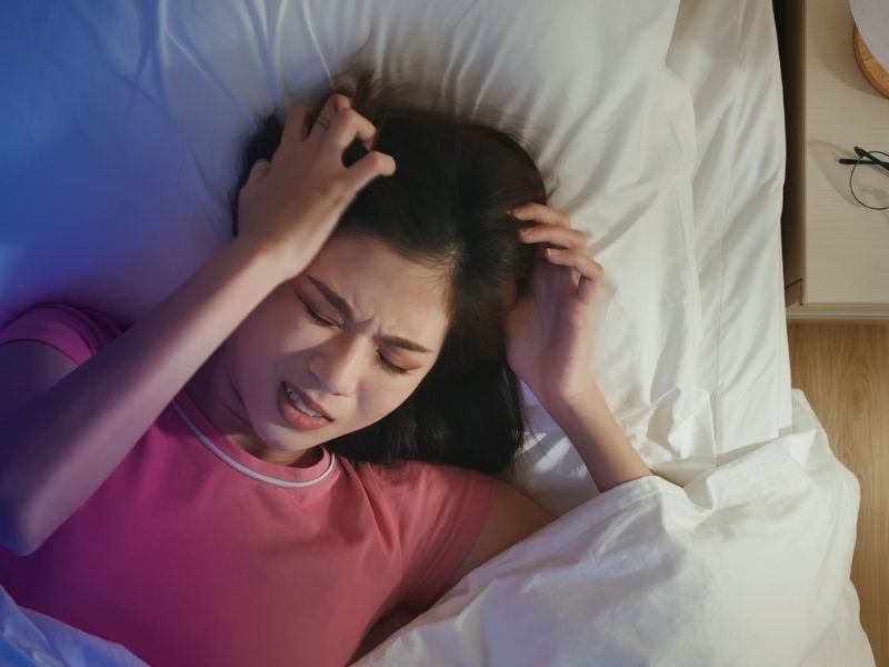 tac-hai-cua-ruou-bia-den-giac-ngu