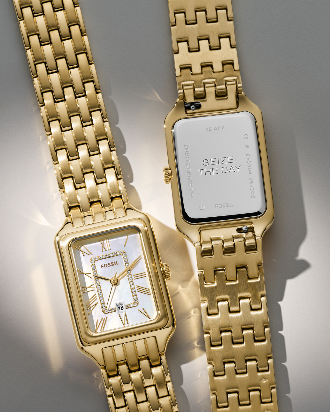 khắc tên đồng hồ