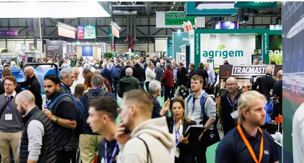 SALTEX 2025 tạo đà trước thềm kỷ niệm 80 năm