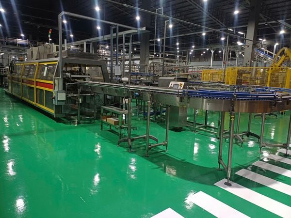 Thi công sơn lăn epoxy tại nhà máy