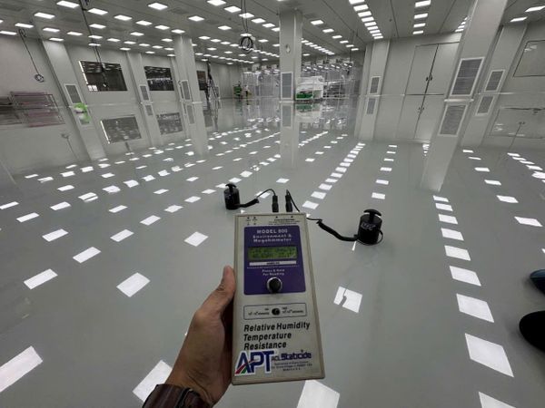 Kiểm tra điện trở sàn epoxy chống tĩnh điện tiêu chuẩn ANSI/ESD