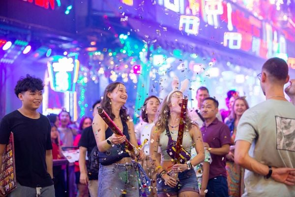 Đón Tết Nguyên Đán tại nhà hàng Đại Việt trên phố Tây Bùi Viện