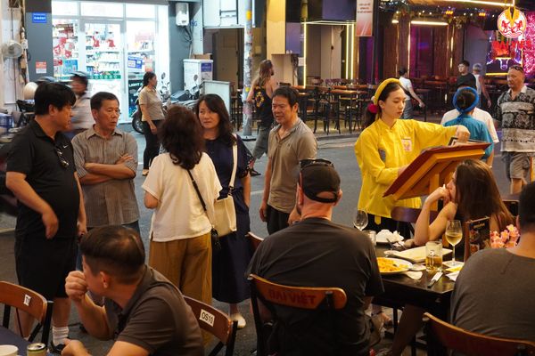 Nhà hàng Đại Việt - giải pháp ăn uống an tâm cho nhóm đông người