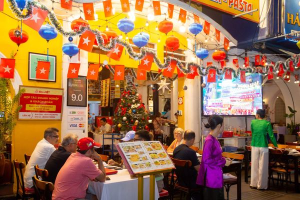 Lúa Đại Việt luôn sẵn sàng phục vụ du khách 24/7