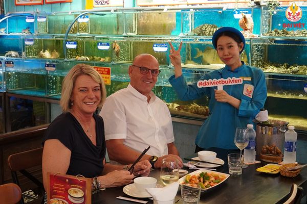 The restaurant offers a tank of exceptionally high-quality seafood.