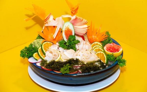 Bien Dai Viet is committed to providing the highest quality seafood for every customer.