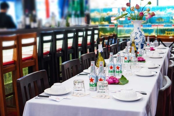 Không gian nhà hàng Đại Việt rộng rãi, thoải mái