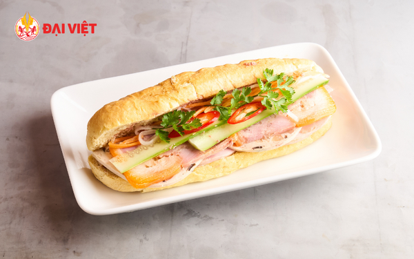 Assorted Cold Cut Baguette