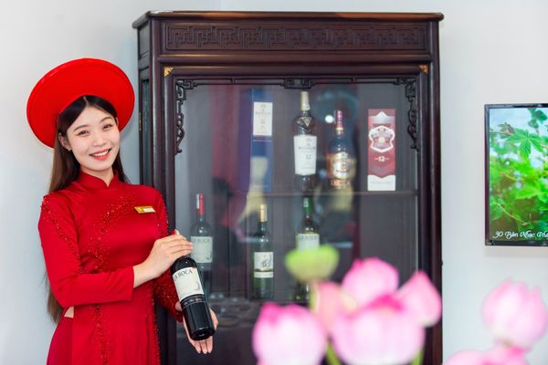 Phòng vip tại gió biển đại việt