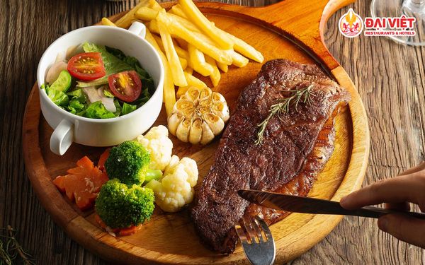 Menu nhà hàng Đa dạng