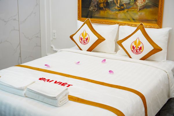 Phía trên nhà hàng Đại Việt là khách sạn The Rice, nếu chưa có nơi lưu trú quý khách có thể chọn ở lại đây