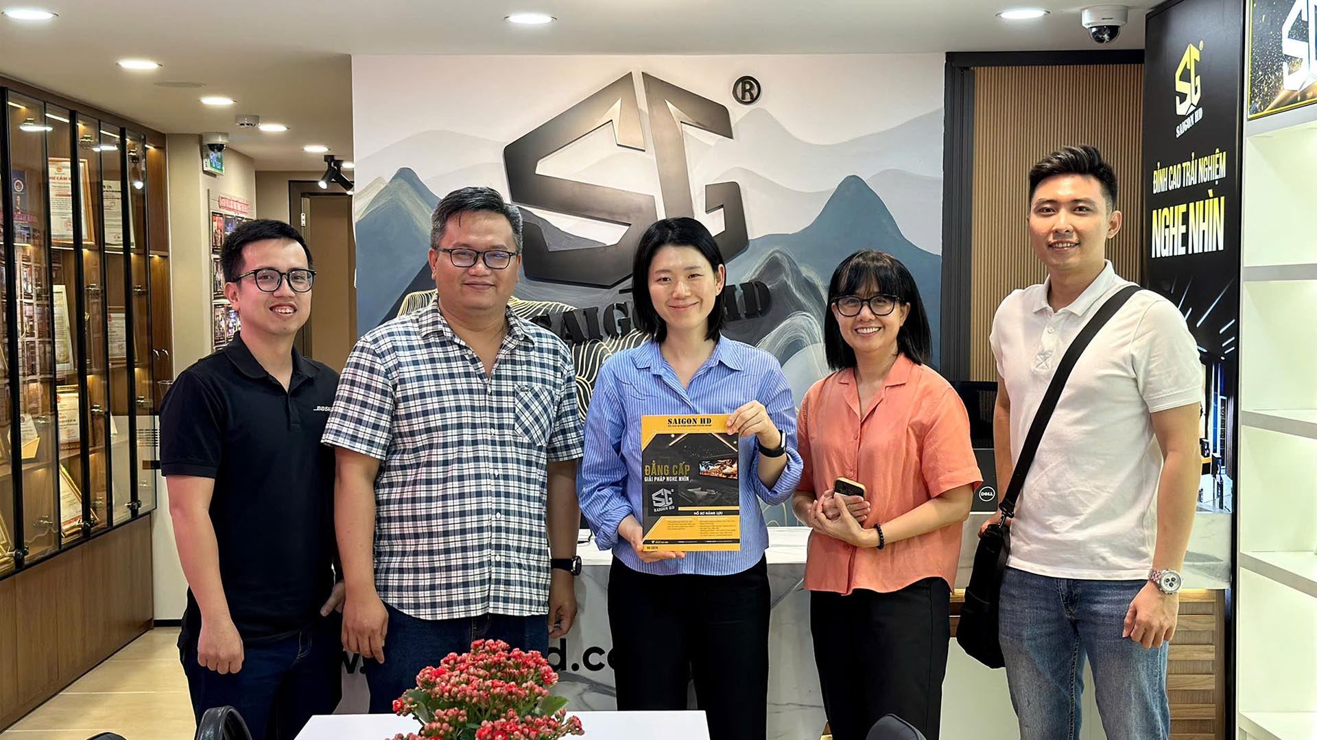 Đón tiếp Ms. Jungmin Kim - Đại diện Bose Consumer Electronics ghé thăm và làm việc với SAIGON HD tại showroom Vạn Kiếp