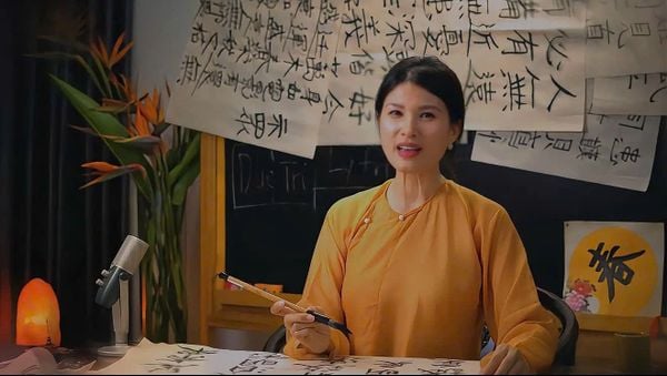 lộ trình học luyện giọng nói hay cùng MC Anh Thi