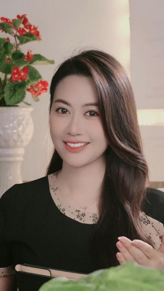 Hành trình nâng tầm tiếng nói Việt tại Canada cùng MC Anh Thi