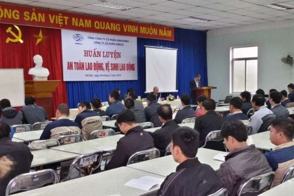 Tập huấn an toàn lao động tại các nhà máy KCN