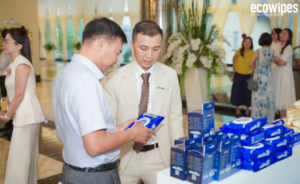 Sản phẩm khăn ướt phân hủy có mặt tại lễ kỷ niệm 15 năm thành lập công ty EcoWipes