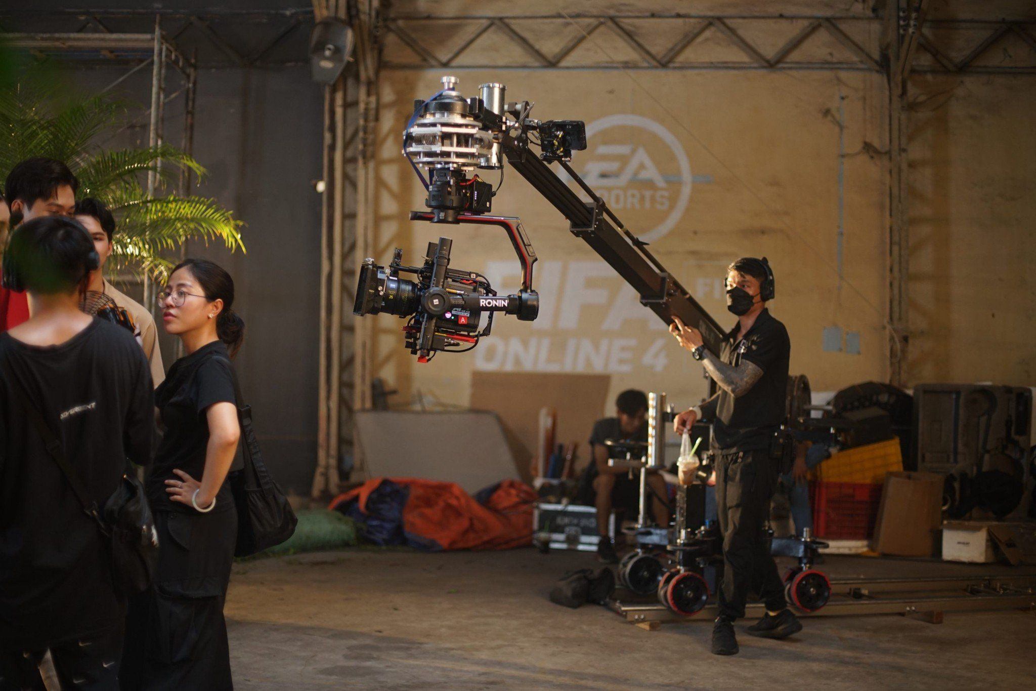 nhan_quay_video_san_pham_cho_tmdt