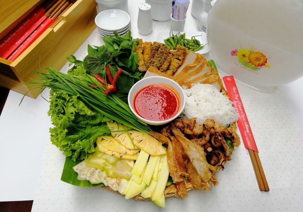 Chả cá cuốn bánh tráng