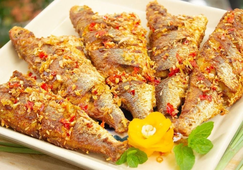 Cá chiên sả ớt