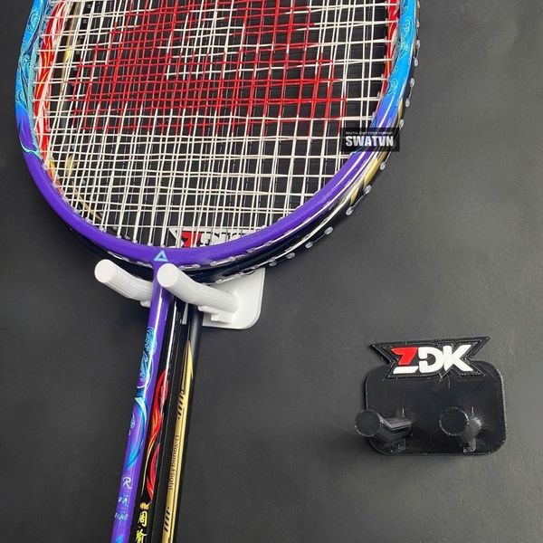 móc treo vợt cầu lông in logo