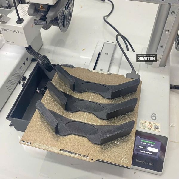 móc treo vợt pickleball