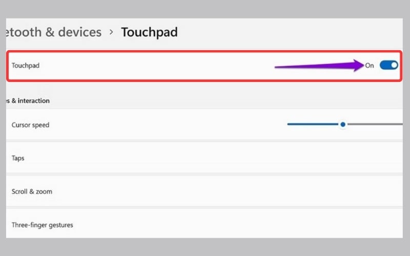Gạt công tắc tại dòng Touchpad để chuyển trạng thái