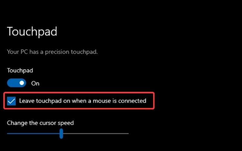 Bỏ tích chọn tại dòng Leave touchpad on when a mouse is connected để tắt touchpad khi dùng chuột