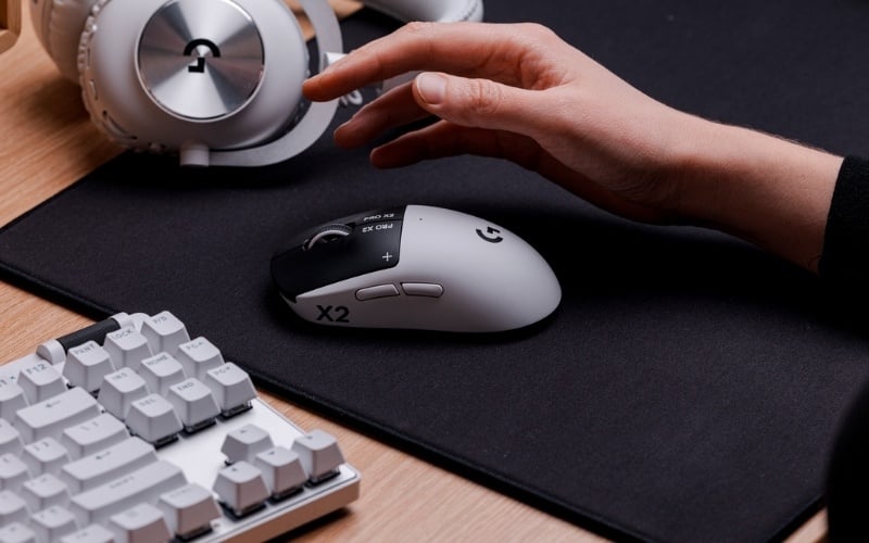 Logitech có lợi thế về cảm giác dùng ổn định lâu dài