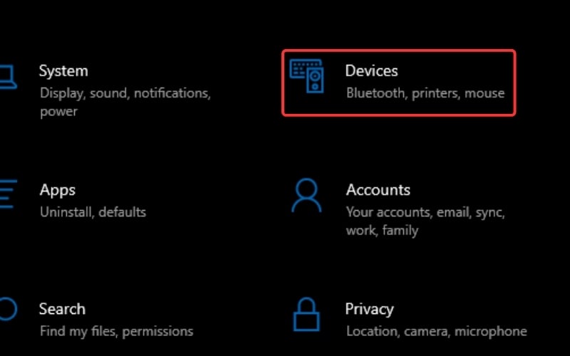 Nhấn tổ hợp phím Windows + I để mở Settings, sau đó chọn Devices